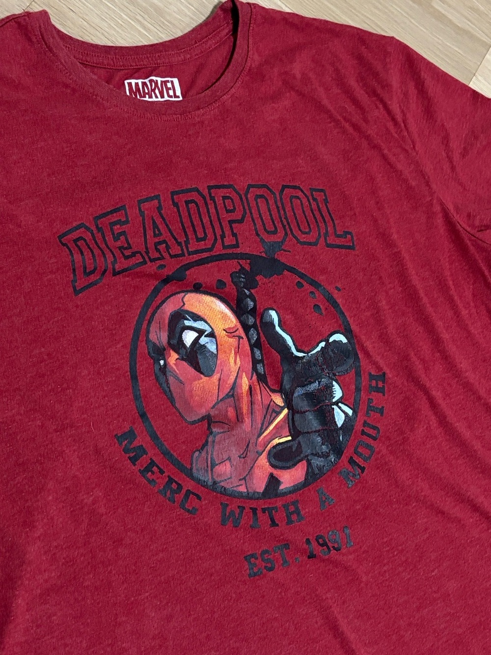 MARVEL (XL) Deadpool Short Sleeve Graphic Tee Red Crew Neck Cotton Blend - Picture 5 of 9